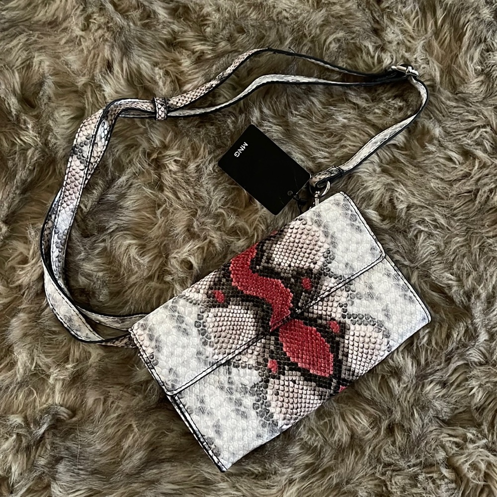 BRAND NEW! MANGO Belt Bag